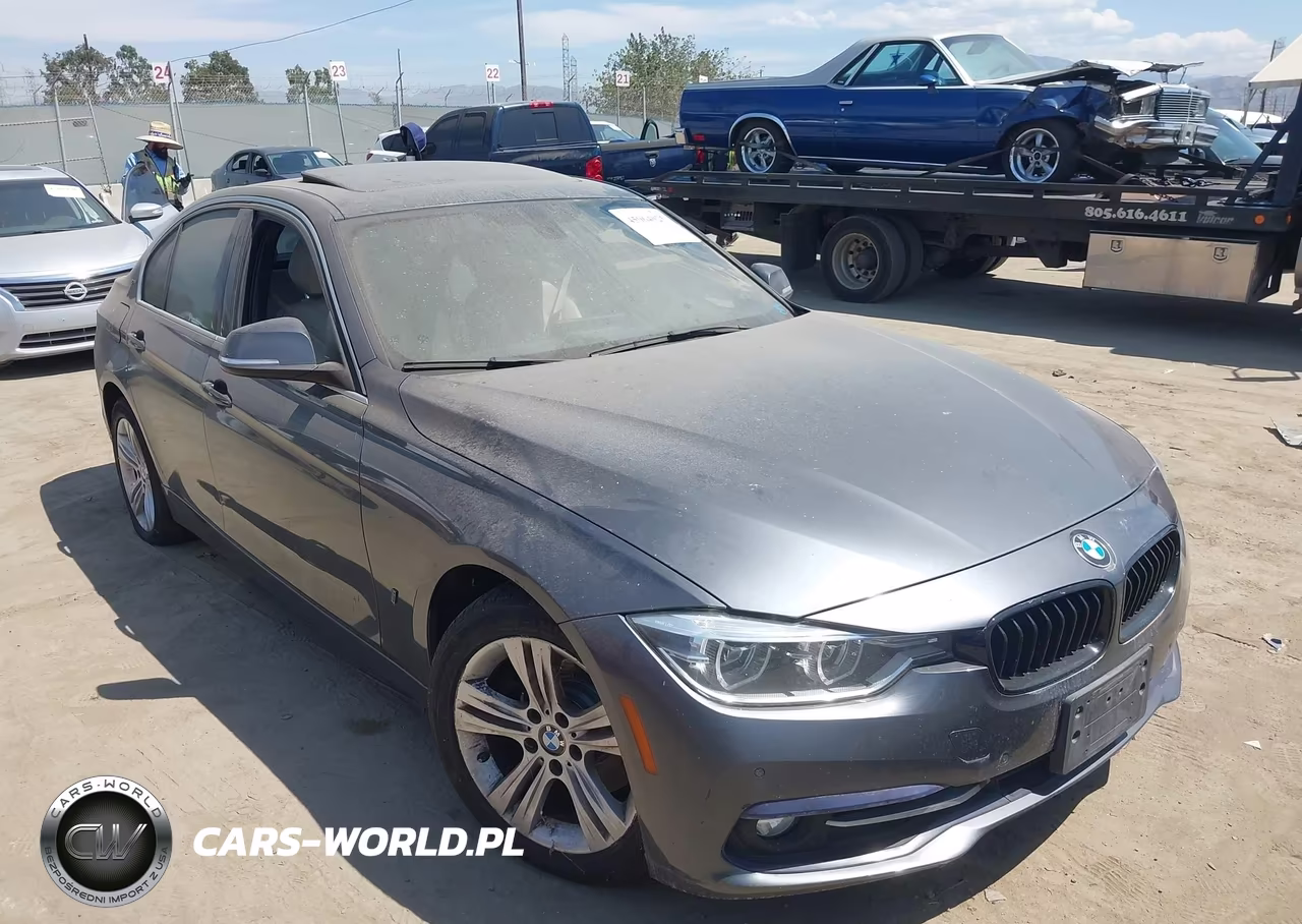 2017 BMW 330E Iperformance – zdjęcie 1 z 16