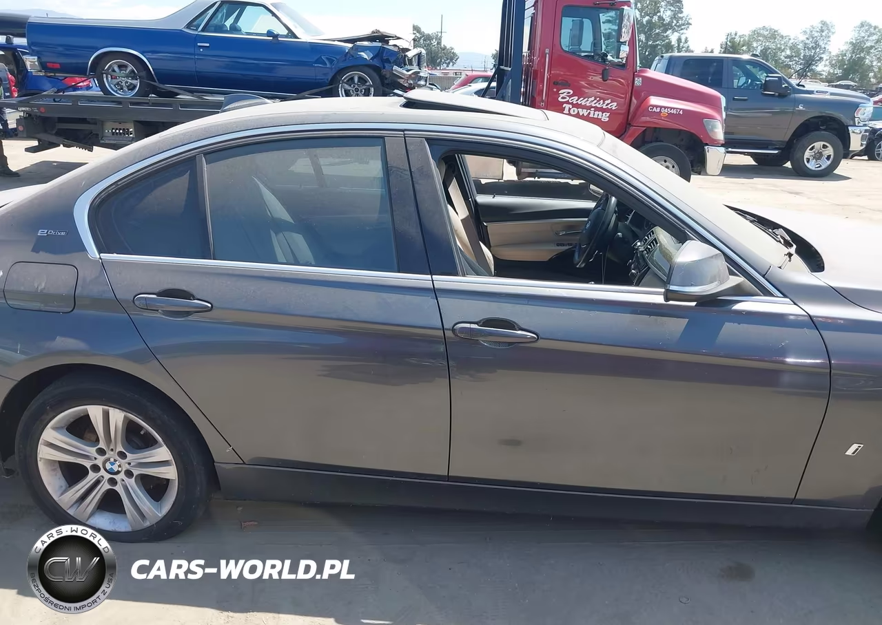 2017 BMW 330E Iperformance VIN:WBA8E1C37HA156586 - 13