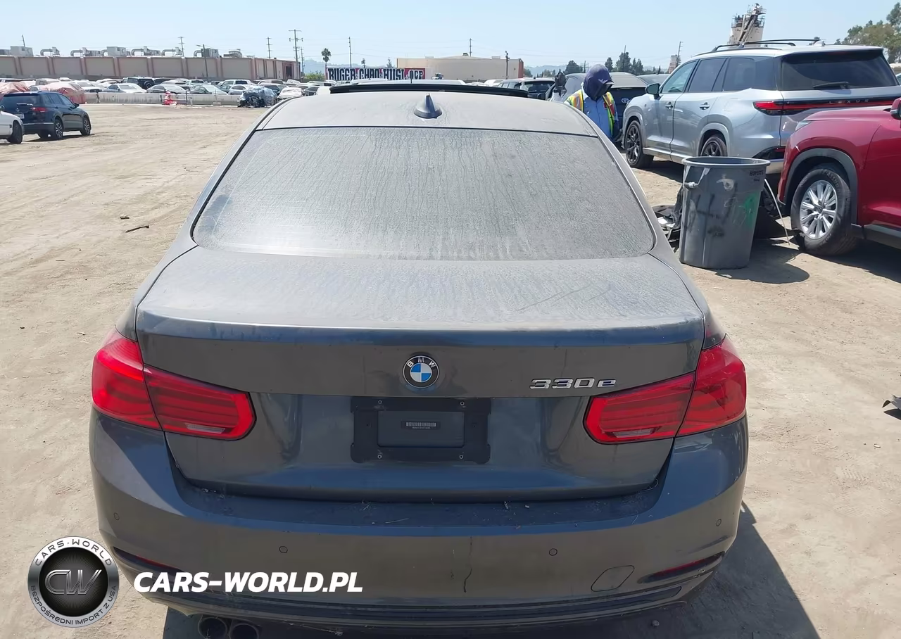 2017 BMW 330E Iperformance VIN:WBA8E1C37HA156586 - 16