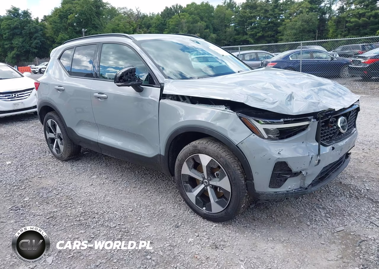 2026 Volvo Xc40 Plus – zdjęcie 1 z 17