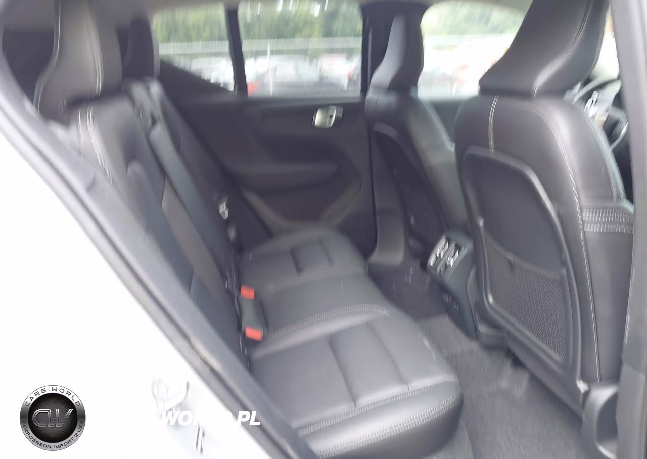 2026 Volvo Xc40 Plus VIN:YV4L12UC3T2795755 - 8