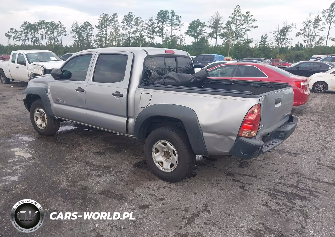 2015 Toyota Tacoma Prerunner VIN:5TFJX4GN7FX050418 - 3