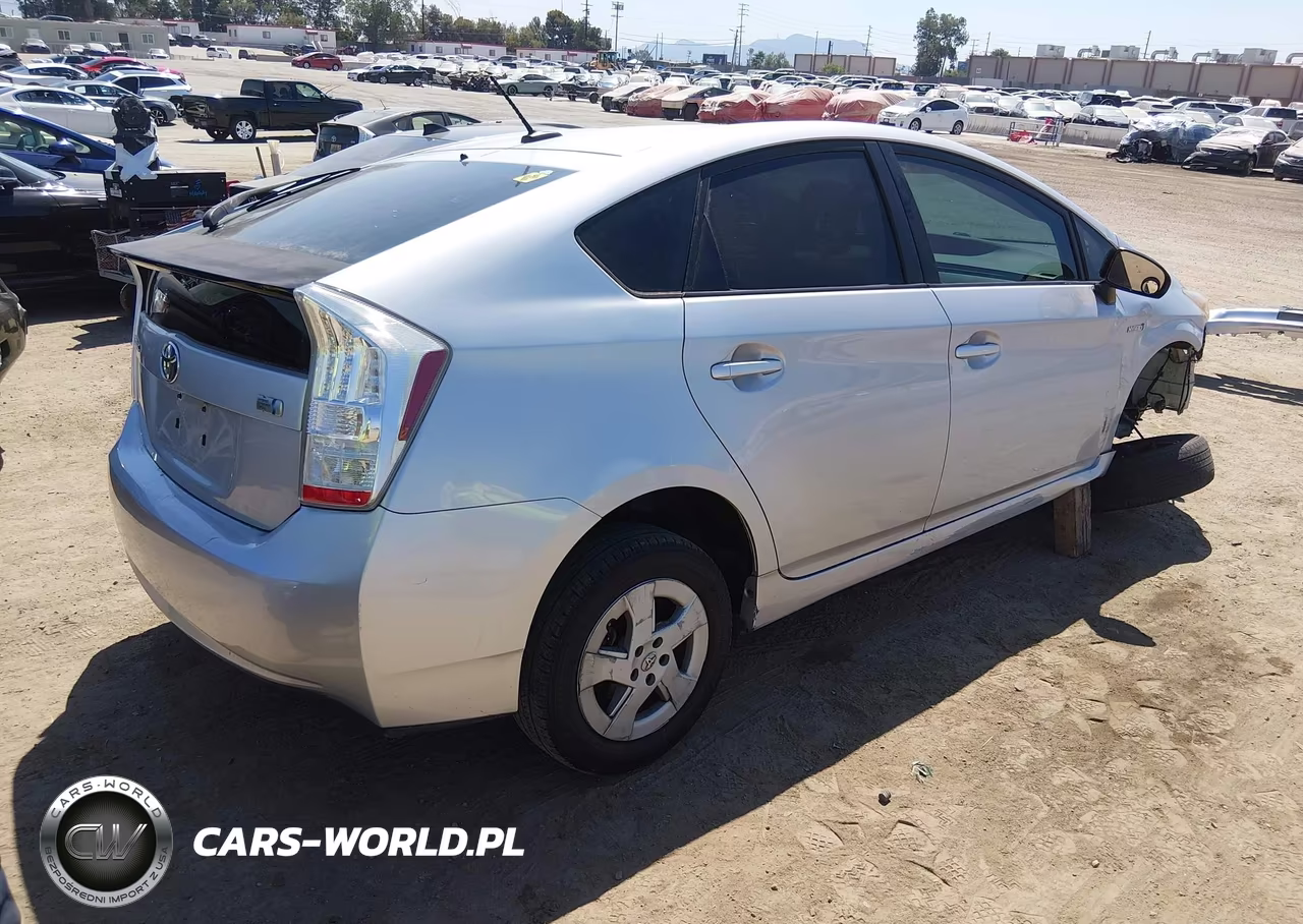 2010 Toyota Prius Ii VIN:JTDKN3DU8A0099323 - 4