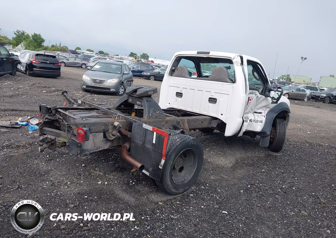 2007 Ford F-450 Chassis Xl-Xlt VIN:1FDXF46PX7EB05646 - 4