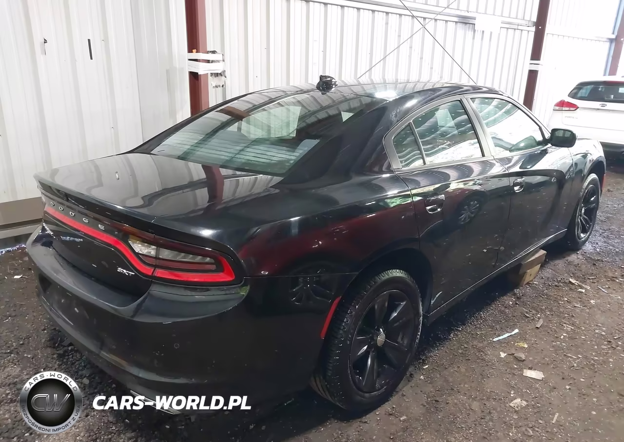 2018 Dodge Charger Sxt Plus Rwd VIN:2C3CDXHG8JH162892 - 4