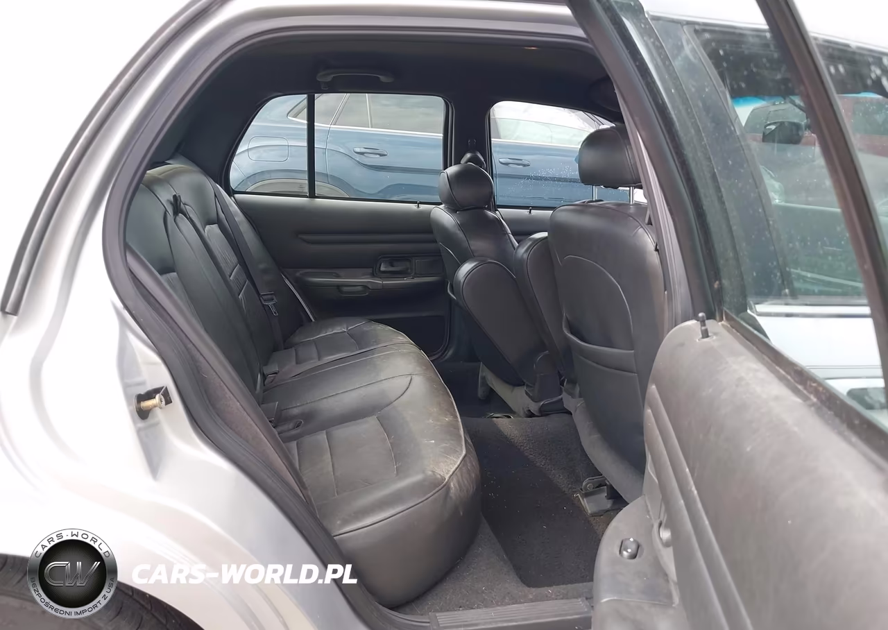 2002 Ford Crown Victoria Lx VIN:2FAFP74W82X159890 - 8