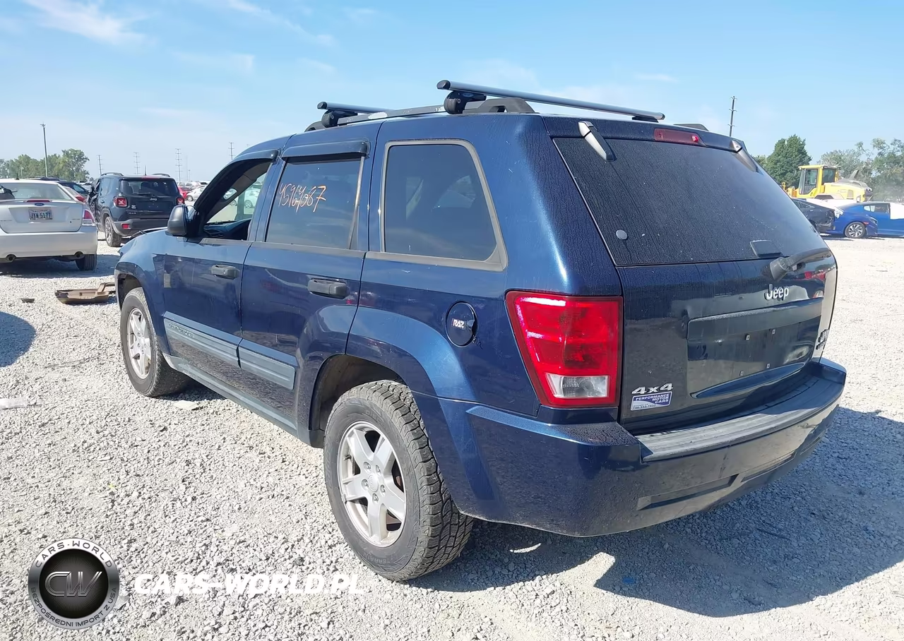 2005 Jeep Grand Cherokee Laredo VIN:1J4GR48K55C710576 - 3