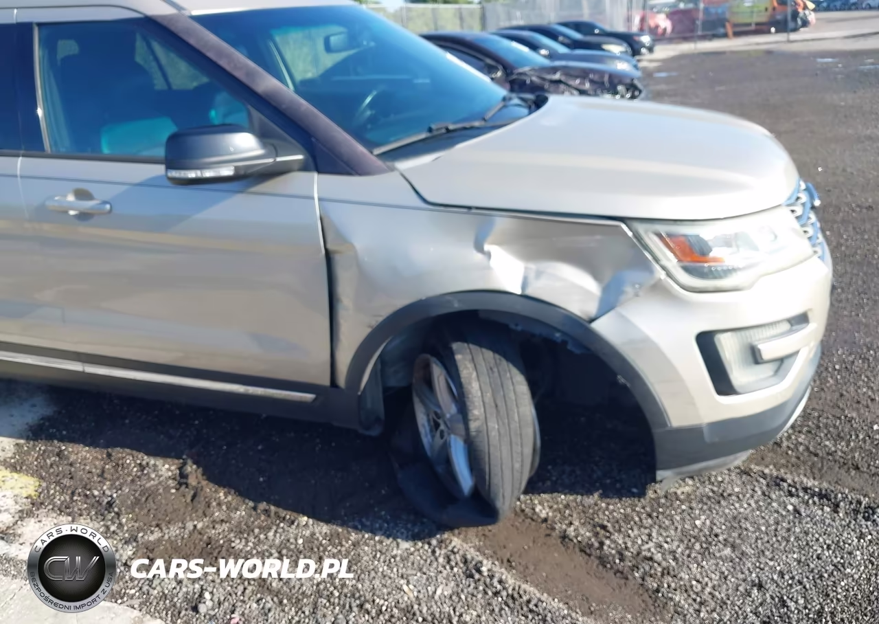2017 Ford Explorer Xlt VIN:1FM5K8DH5HGB61778 - 6