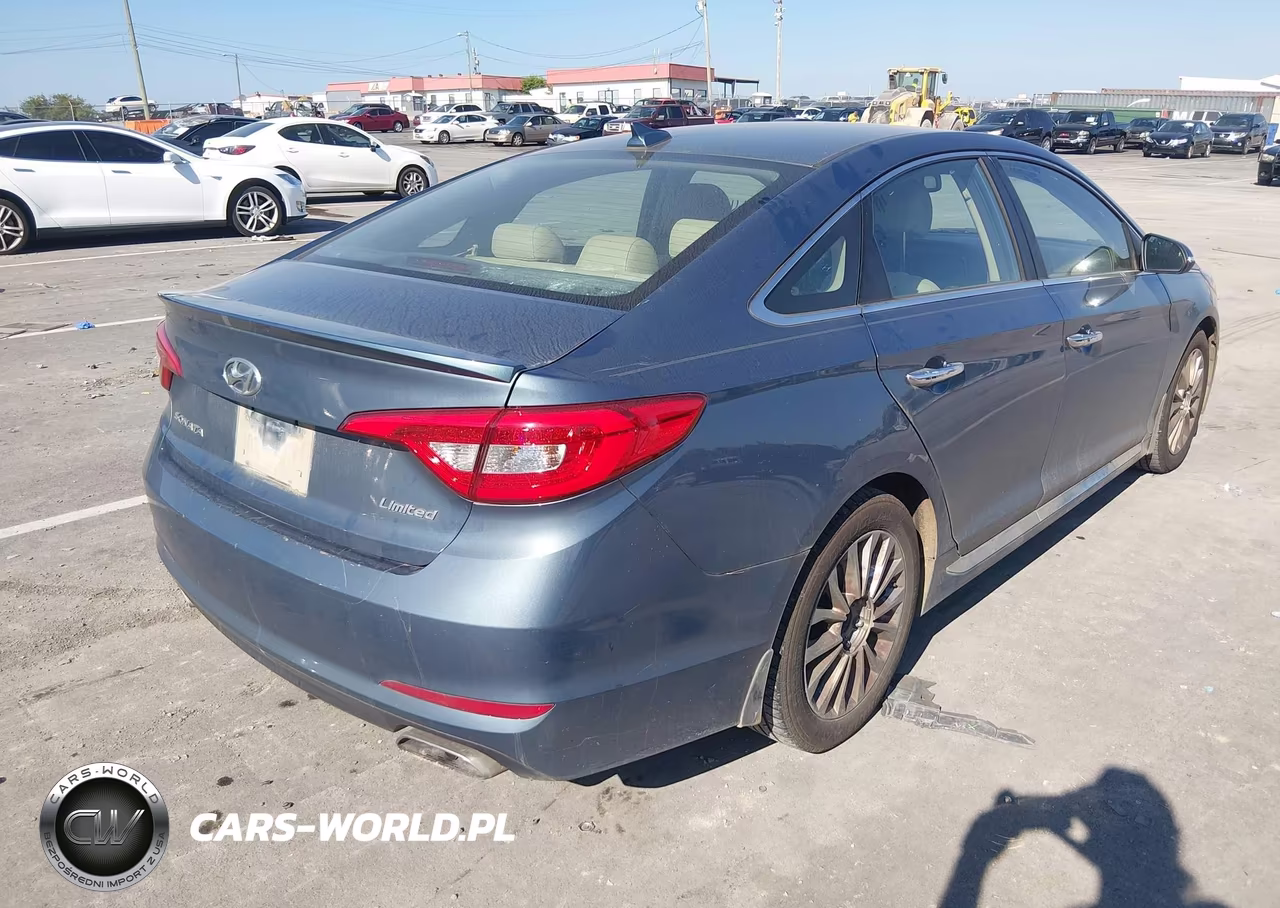 2015 Hyundai Sonata Limited VIN:5NPE34AF0FH163802 - 4
