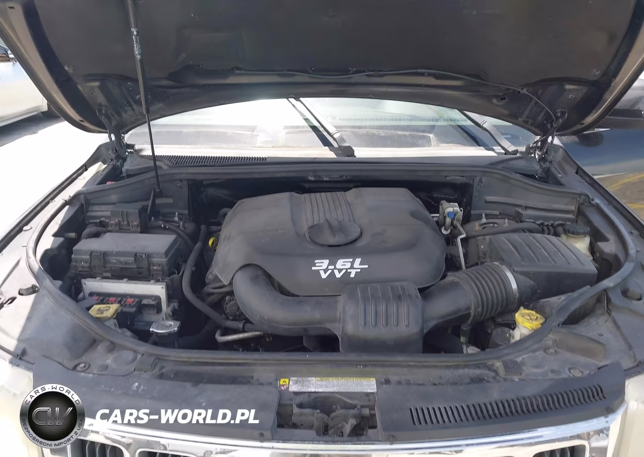 2012 Jeep Grand Cherokee Laredo VIN:1C4RJFAGXCC221482 - 10