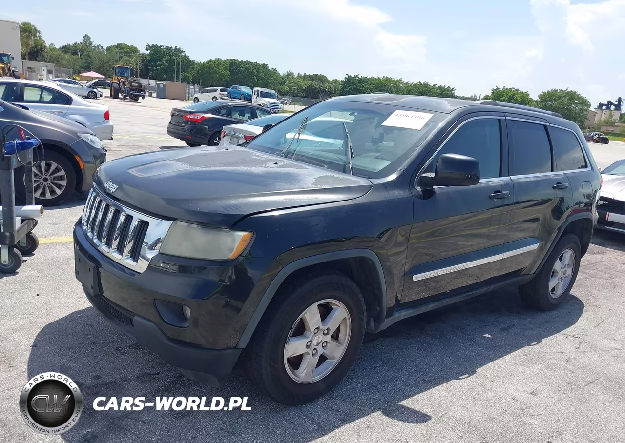 2012 Jeep Grand Cherokee Laredo VIN:1C4RJFAGXCC221482 - 12