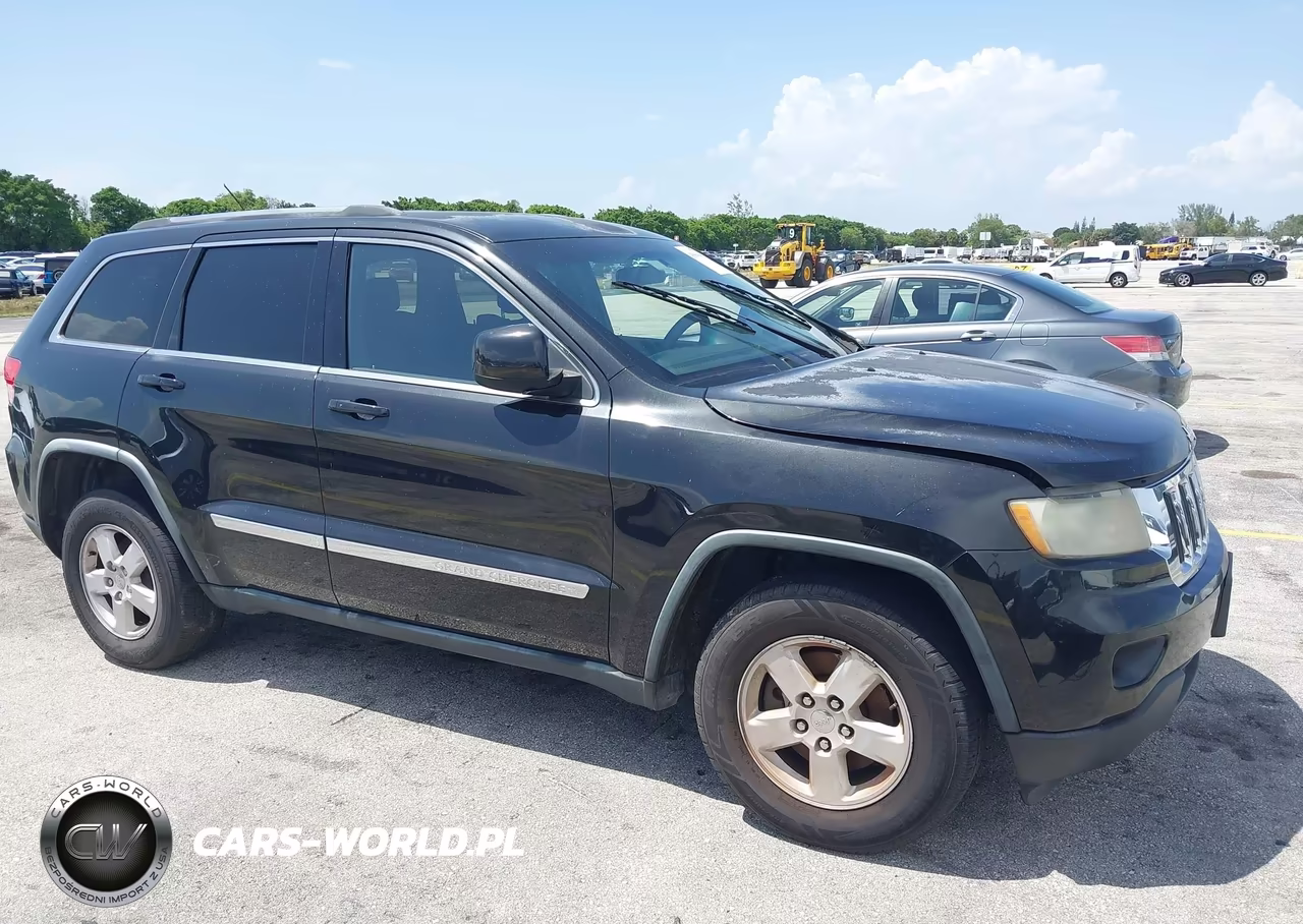 2012 Jeep Grand Cherokee Laredo VIN:1C4RJFAGXCC221482 - 13