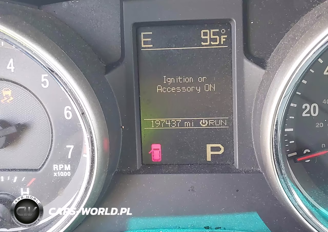 2012 Jeep Grand Cherokee Laredo VIN:1C4RJFAGXCC221482 - 7