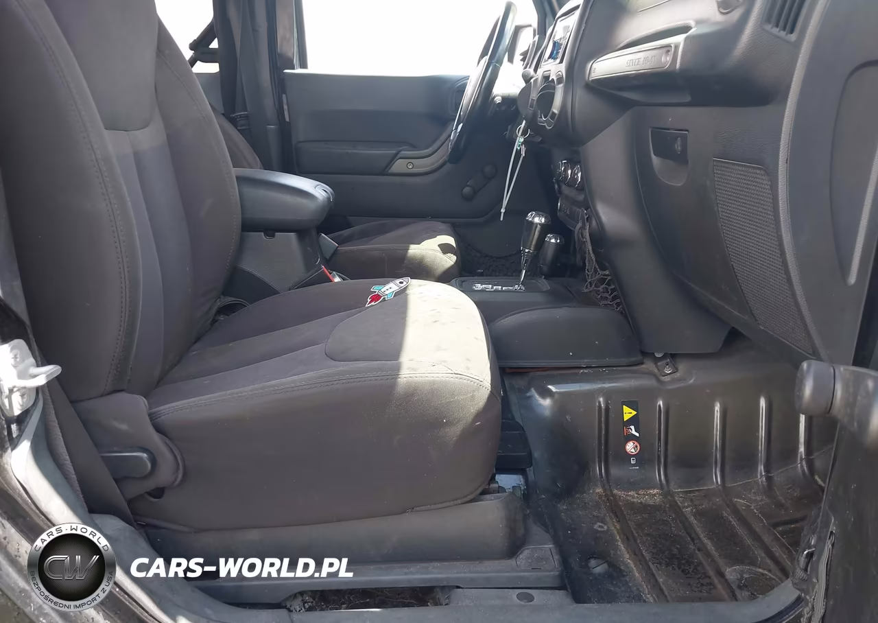 2014 Jeep Wrangler Willys Wheeler VIN:1C4AJWAG9EL223904 - 5