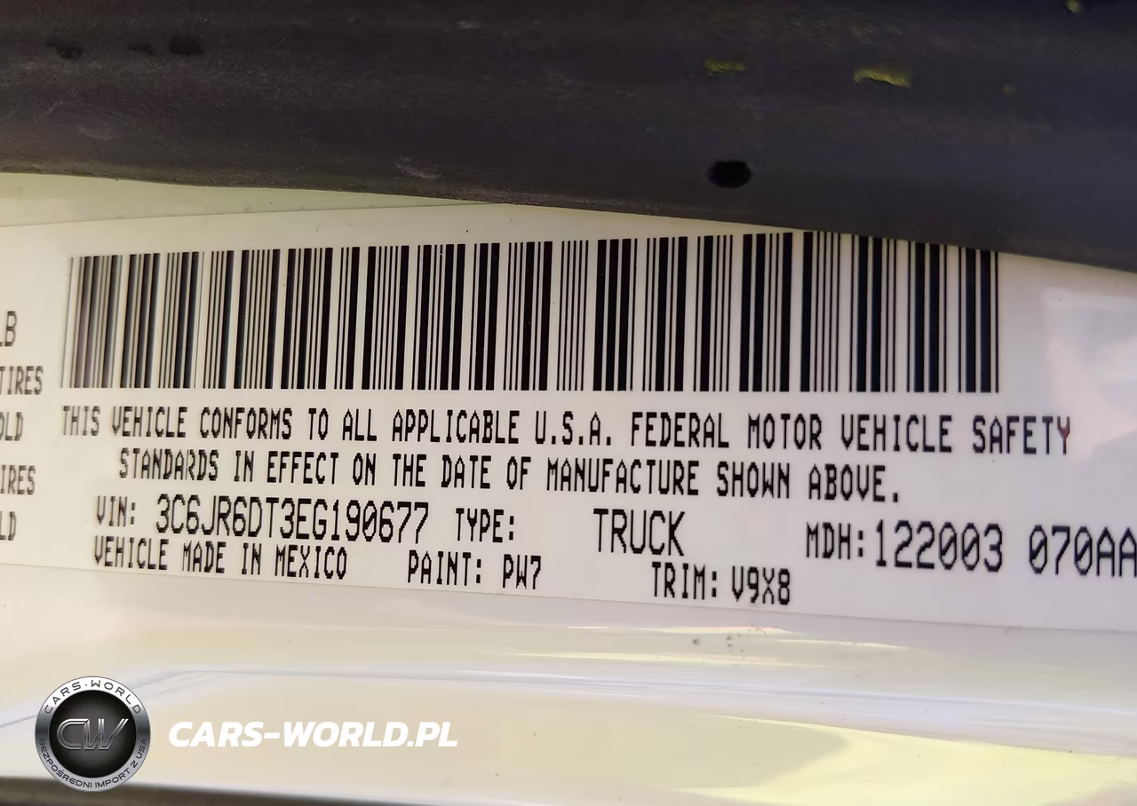 2014 Ram 1500 Tradesman VIN:3C6JR6DT3EG190677 - 9