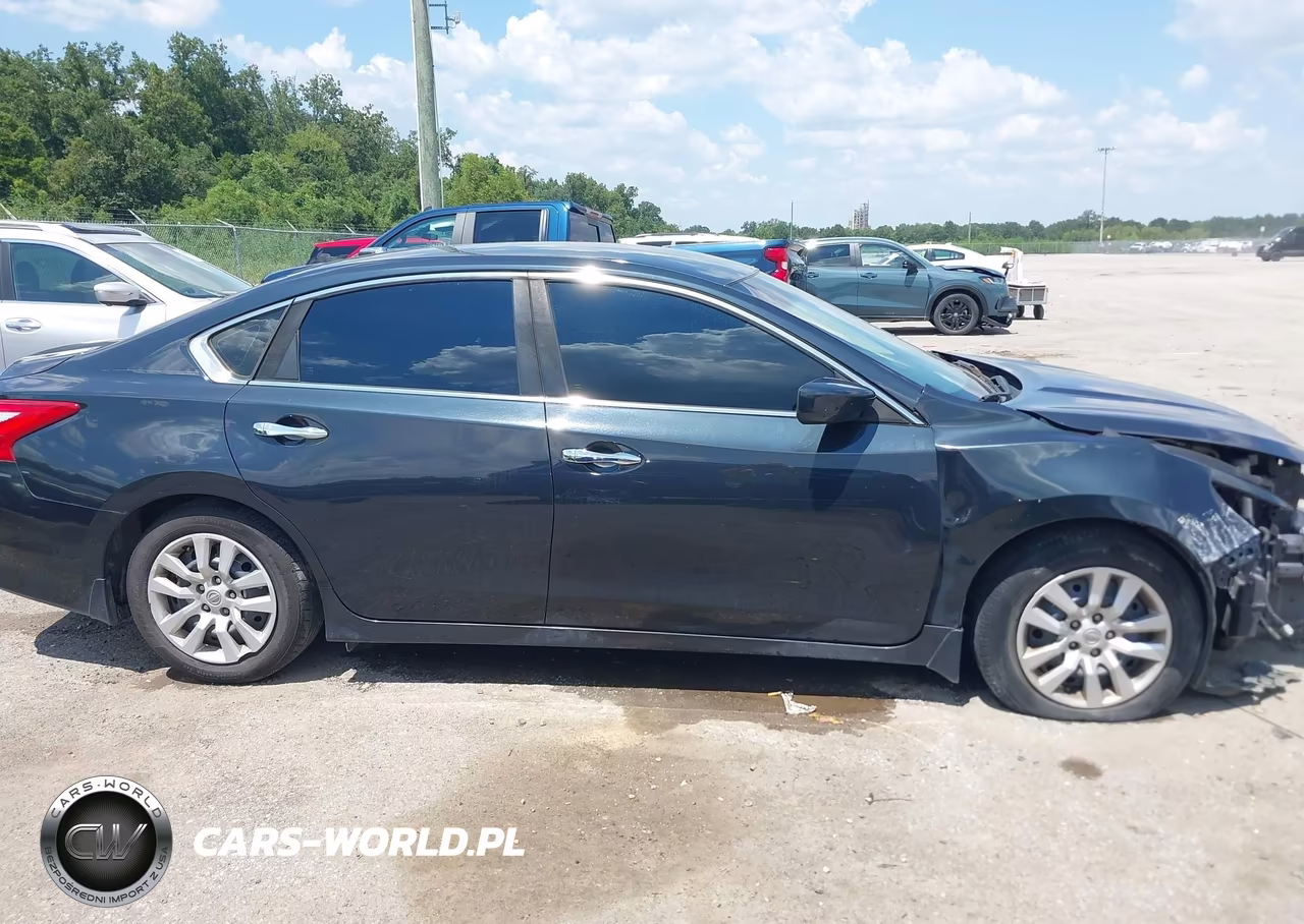 2017 Nissan Altima 2.5 S VIN:1N4AL3AP5HC267594 - 13