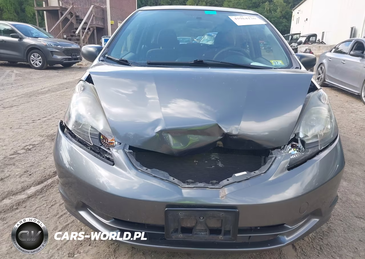 2011 Honda Fit VIN:JHMGE8H38BS007409 - 6