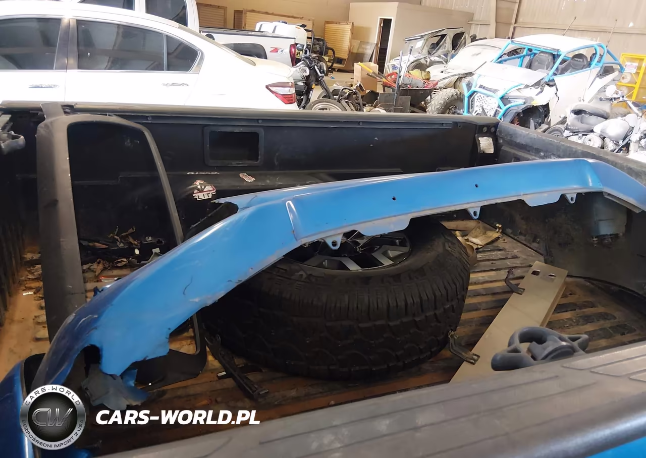 2010 Toyota Tacoma Prerunner V6 VIN:5TETU4GN1AZ726008 - 12