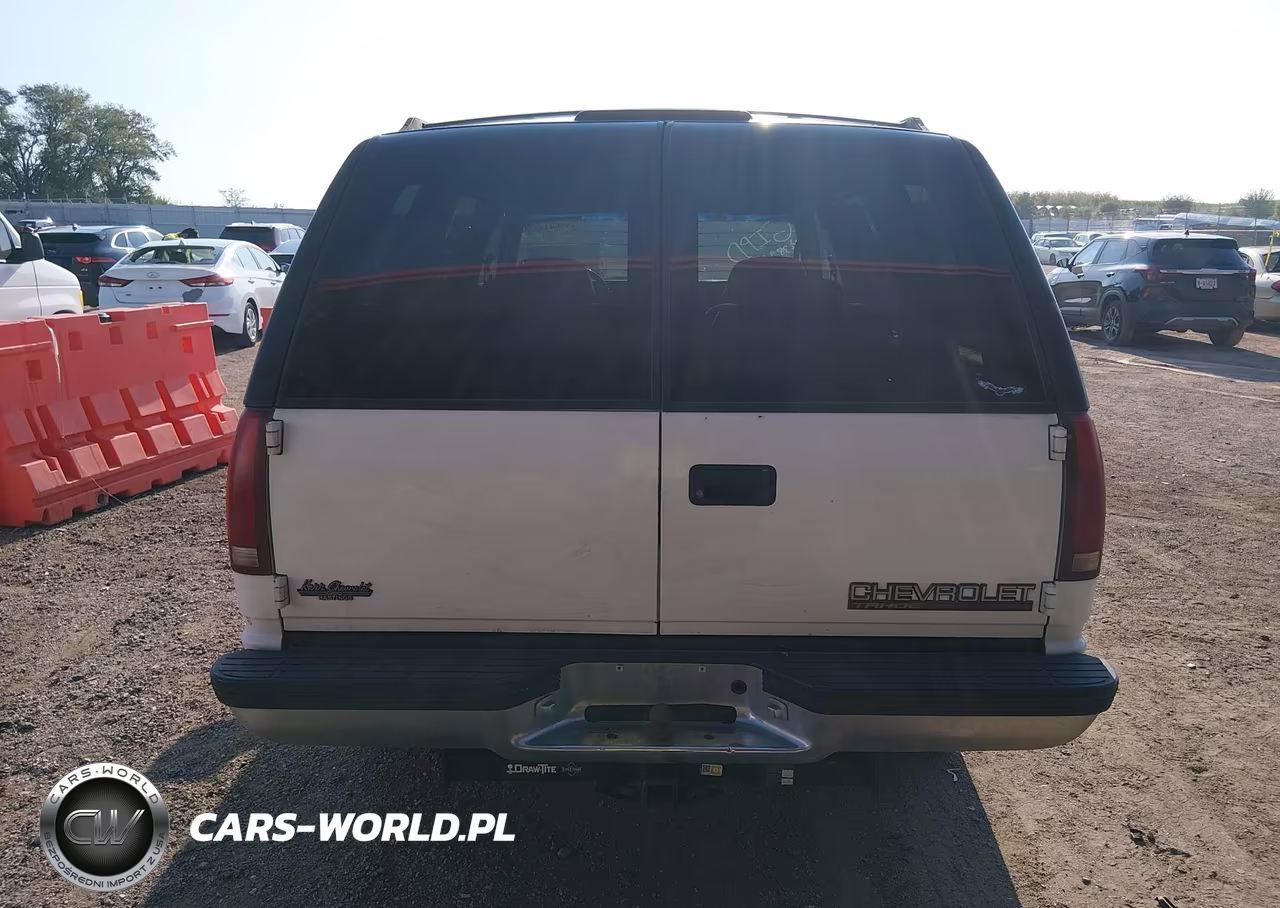 1997 Chevrolet Tahoe Ls VIN:1GNEK13R2VJ350075 - 17