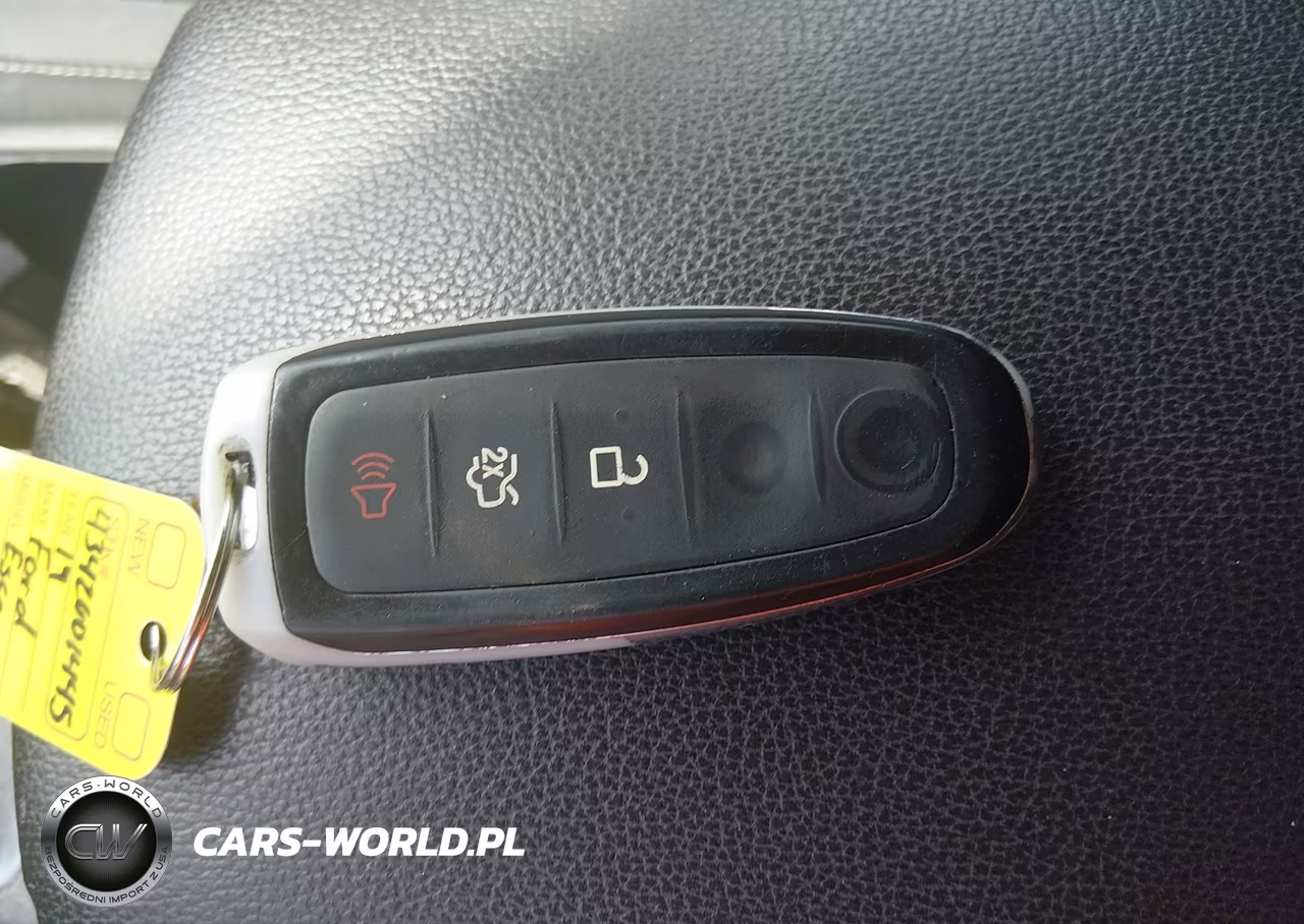 2019 Ford Escape Se VIN:1FMCU9GD9KUA14467 - 11