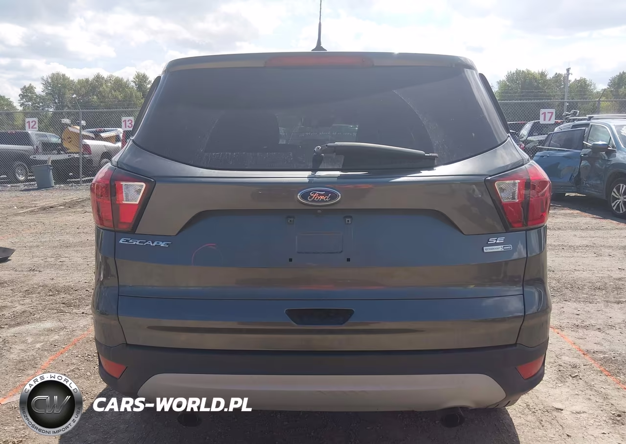 2019 Ford Escape Se VIN:1FMCU9GD9KUA14467 - 17