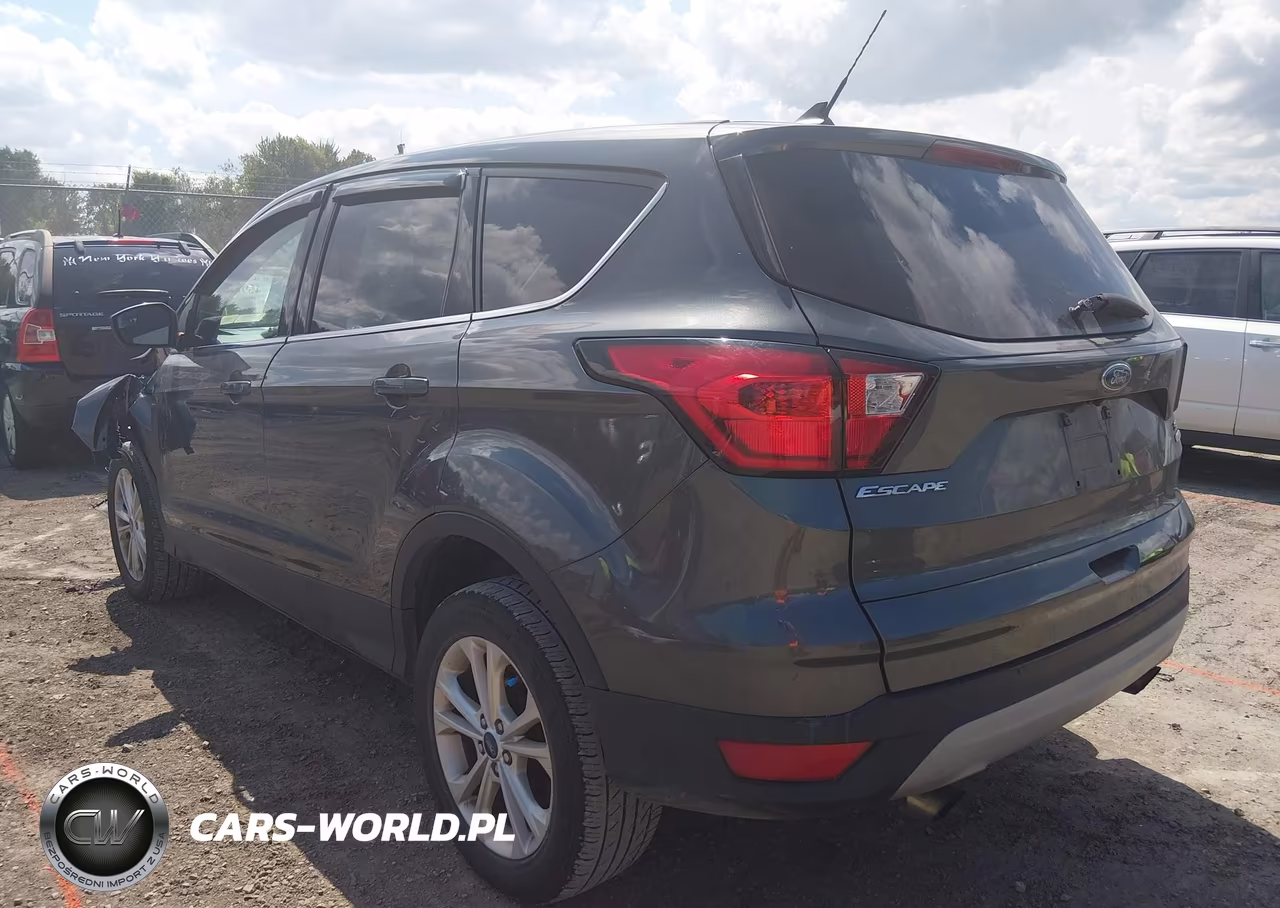 2019 Ford Escape Se VIN:1FMCU9GD9KUA14467 - 3