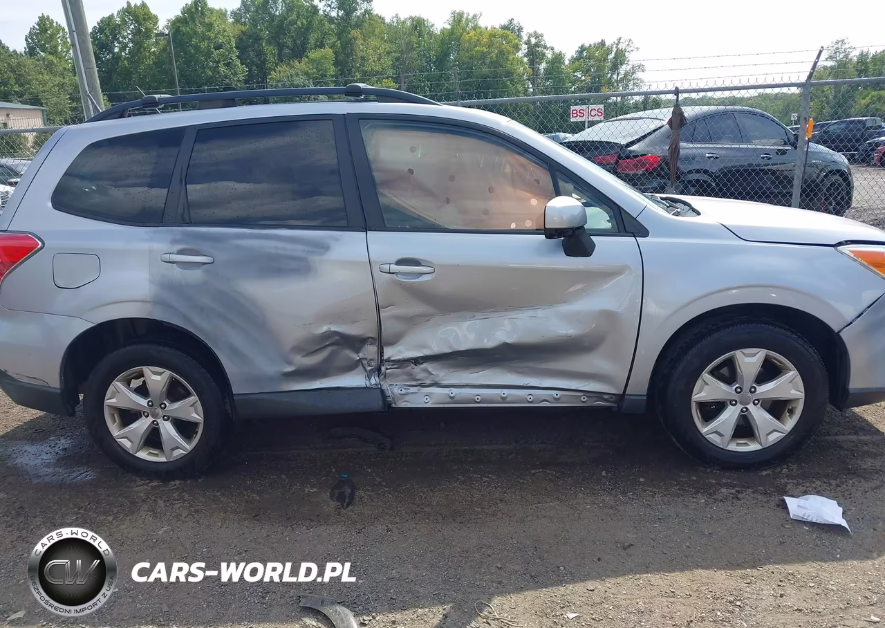 2015 Subaru Forester 2.5I Premium VIN:JF2SJADC9FH830312 - 13