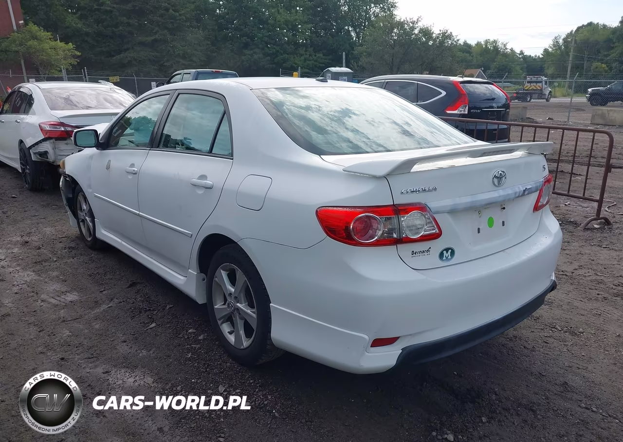 2011 Toyota Corolla S VIN:2T1BU4EE0BC592422 - 3