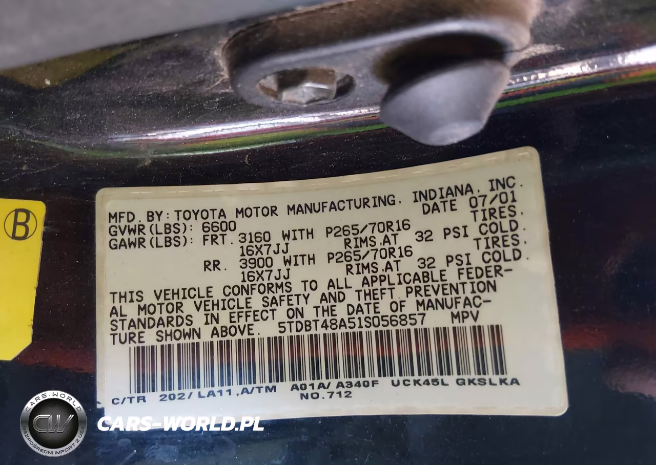 2001 Toyota Sequoia Limited V8 VIN:5TDBT48A51S056857 - 9
