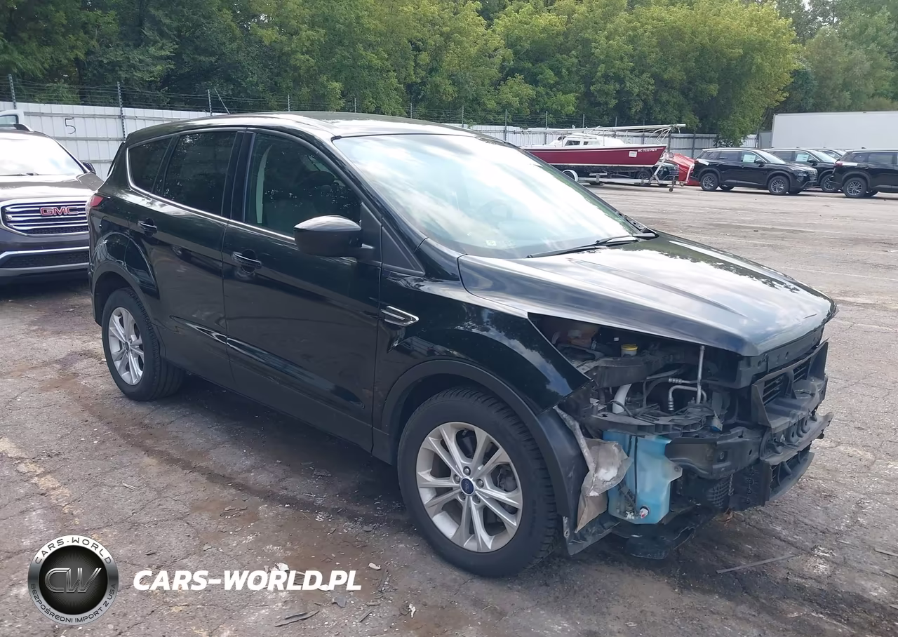 2017 Ford Escape Se VIN:1FMCU0G94HUE92666 - 1
