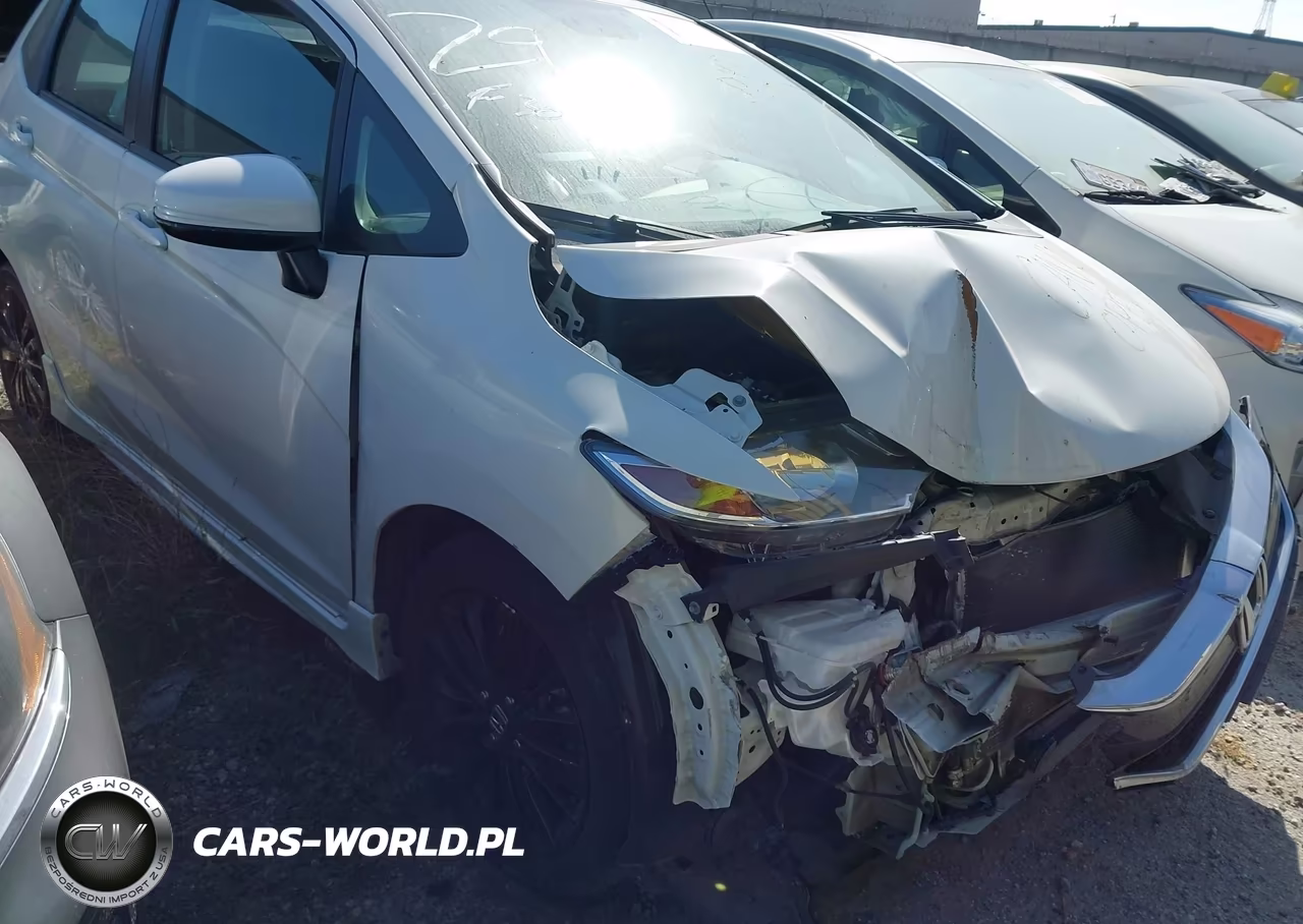 2020 Honda Fit Sport VIN:3HGGK5H6XLM726742 - 1