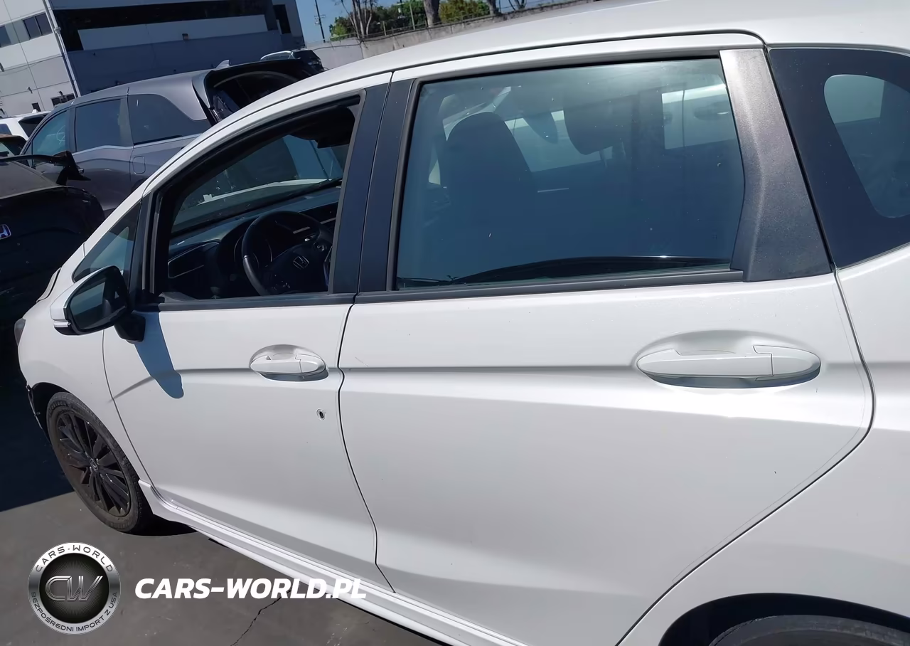 2020 Honda Fit Sport VIN:3HGGK5H6XLM726742 - 15