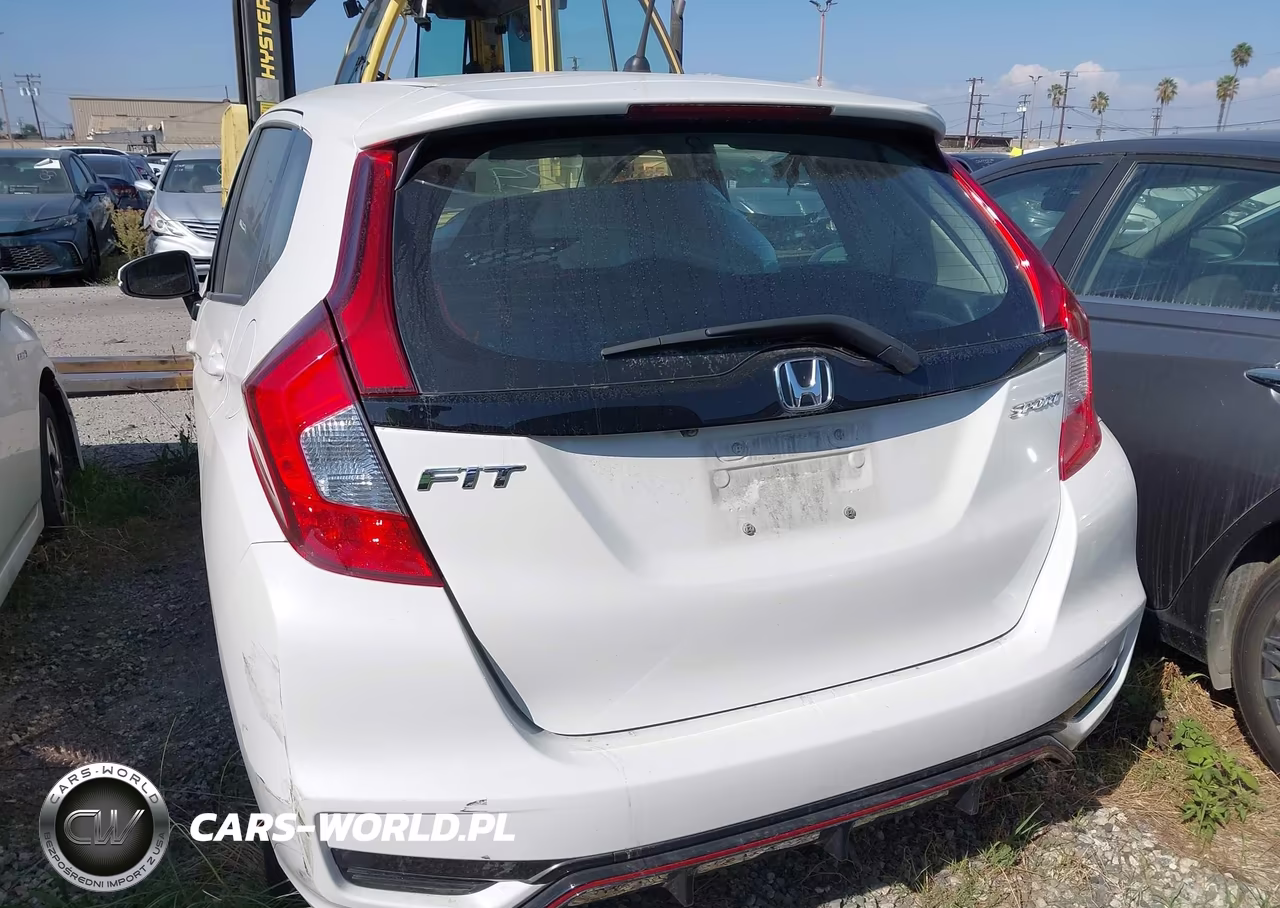 2020 Honda Fit Sport VIN:3HGGK5H6XLM726742 - 17