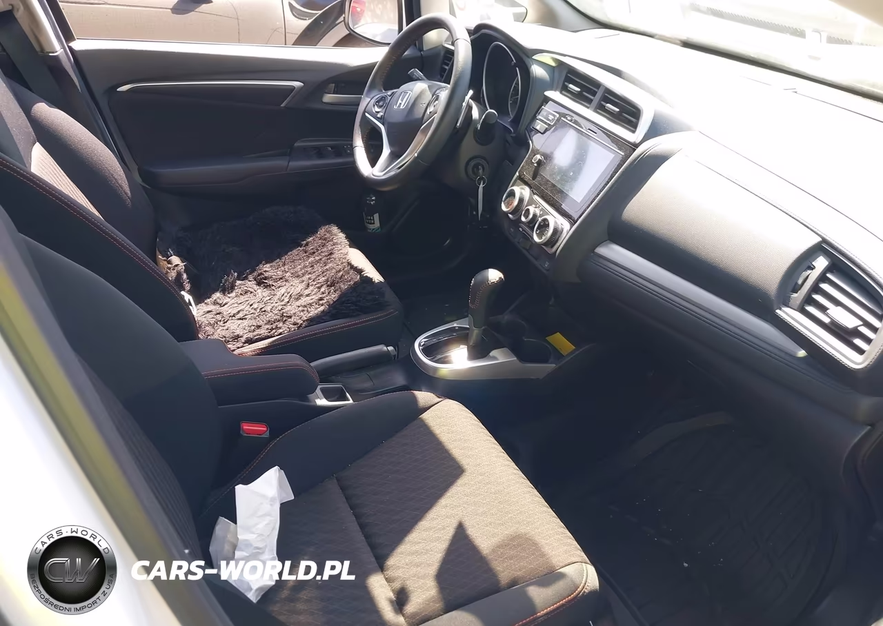 2020 Honda Fit Sport VIN:3HGGK5H6XLM726742 - 5
