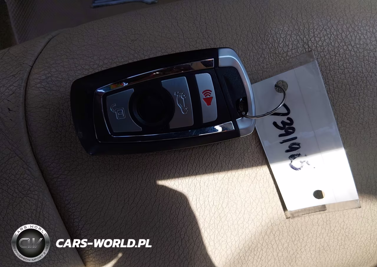 2013 BMW 528I VIN:WBAXG5C53DD228942 - 11