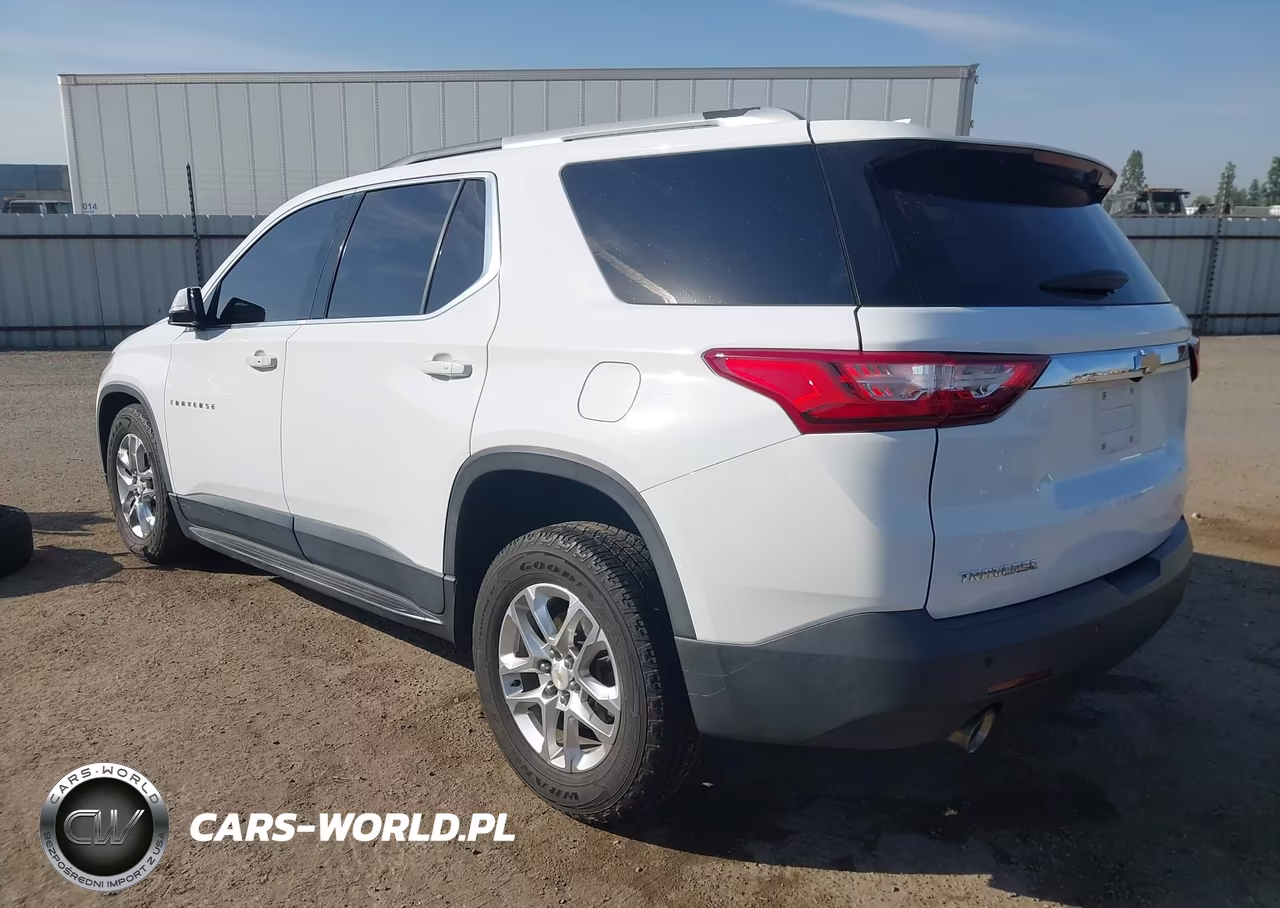2018 Chevrolet Traverse Lt Cloth VIN:1GNERGKWXJJ266862 - 3