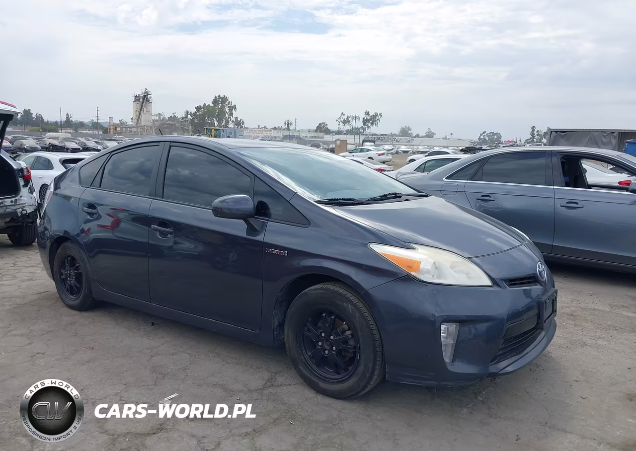 2012 Toyota Prius Three
