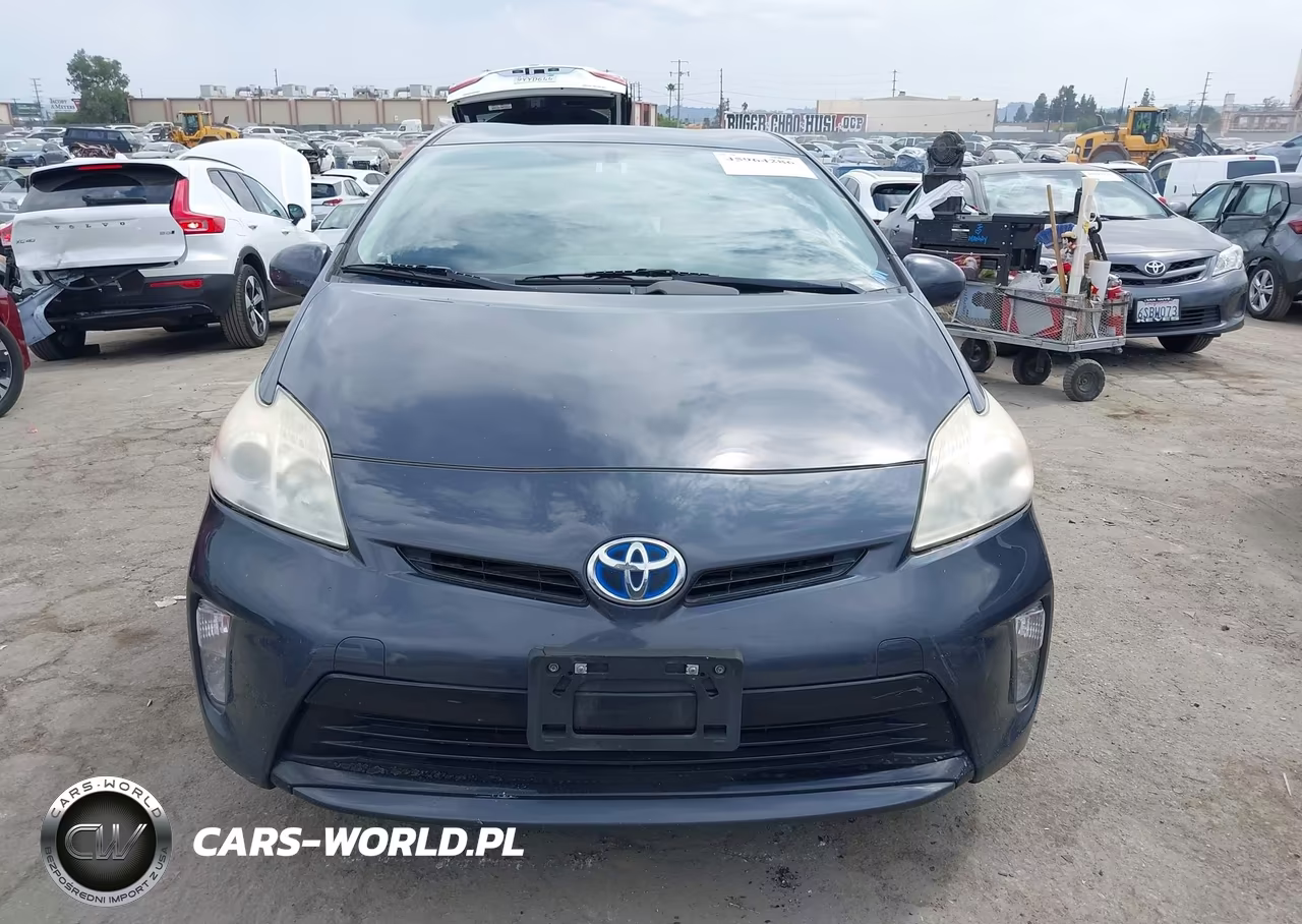 2012 Toyota Prius Three VIN:JTDKN3DU7C5492607 - 12