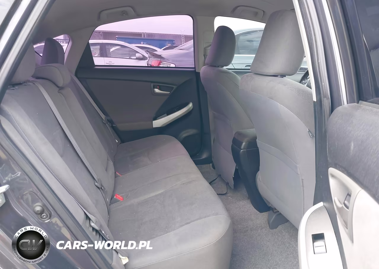 2012 Toyota Prius Three VIN:JTDKN3DU7C5492607 - 8
