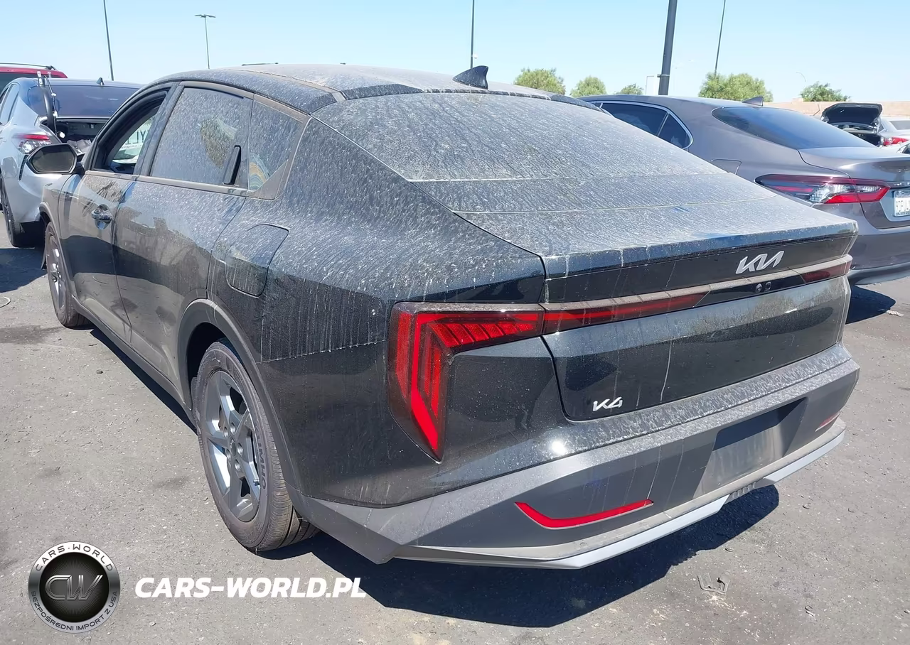 2026 Kia K4 Lxs VIN:3KPFT4DE8TE321570 - 3