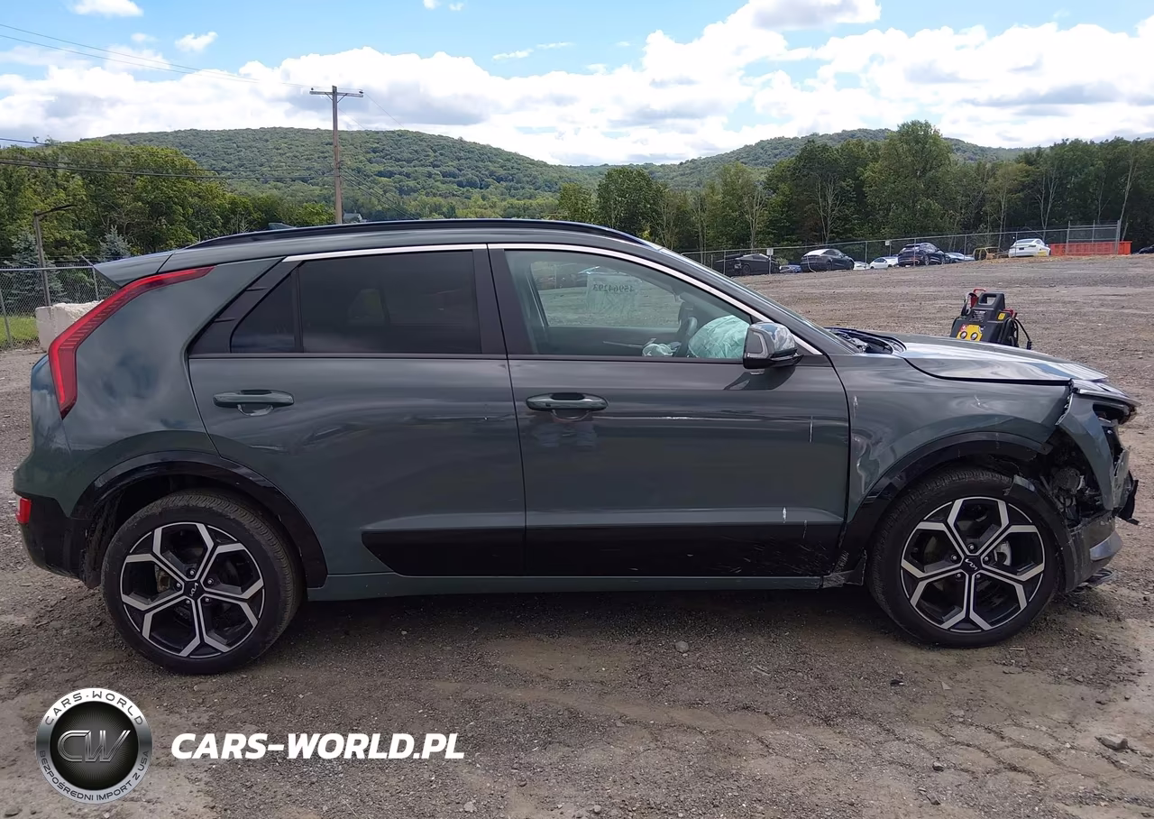 2025 Kia Niro Ex Touring VIN:KNDCR3LE6S5304533 - 13