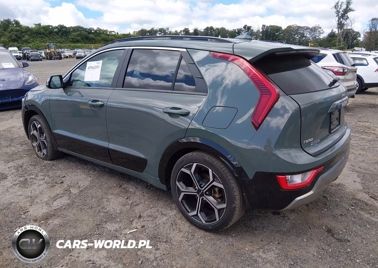 2025 Kia Niro Ex Touring VIN:KNDCR3LE6S5304533 - 3