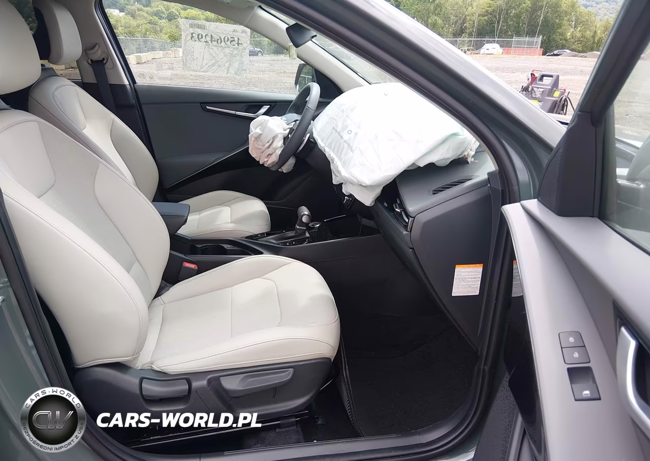 2025 Kia Niro Ex Touring VIN:KNDCR3LE6S5304533 - 5