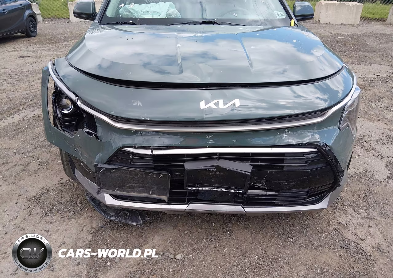 2025 Kia Niro Ex Touring VIN:KNDCR3LE6S5304533 - 6