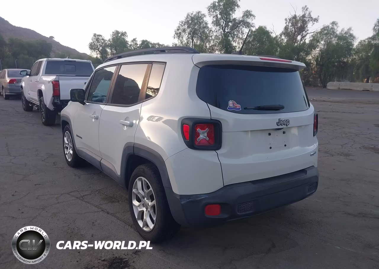 2015 Jeep Renegade Latitude VIN:ZACCJABT6FPB96729 - 3