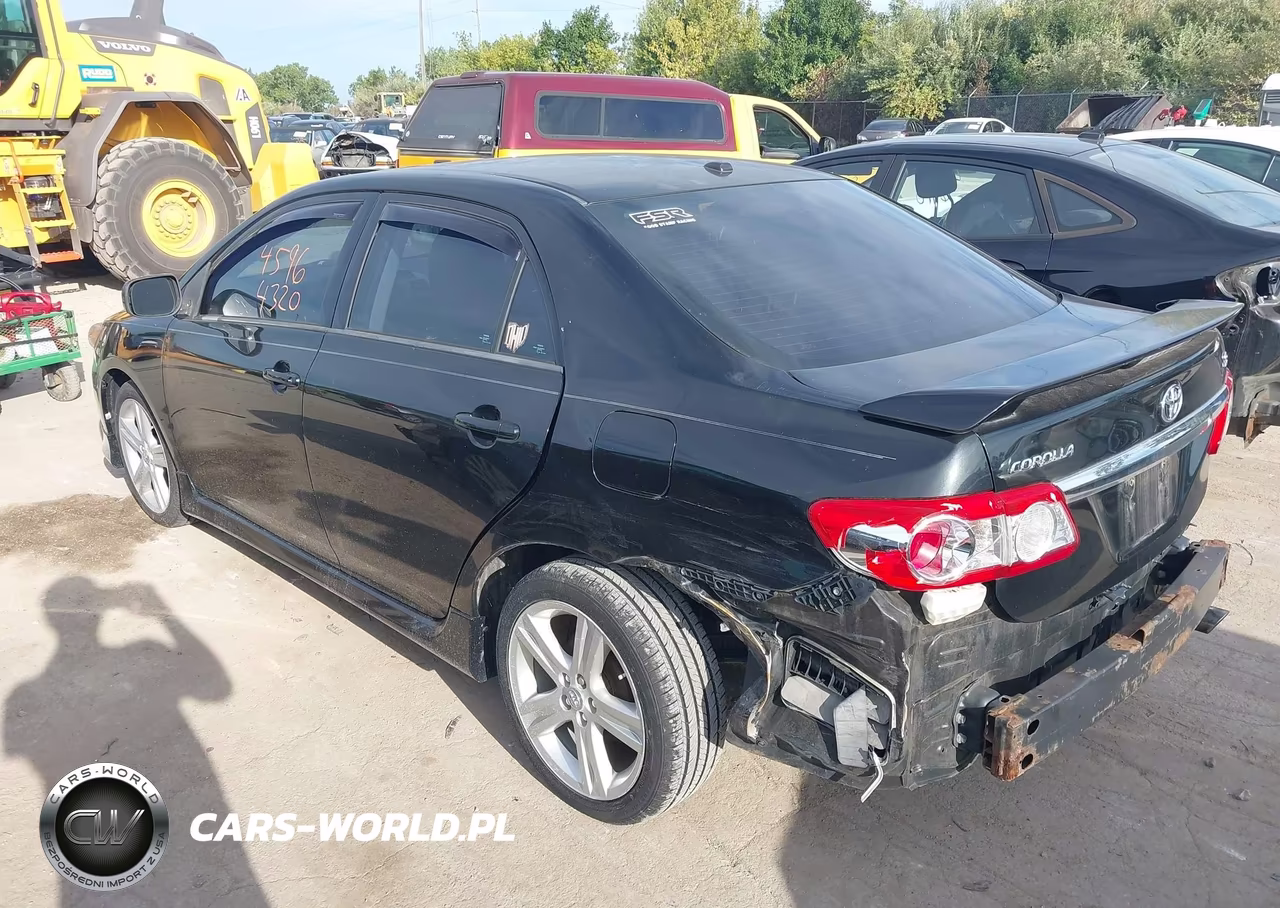 2013 Toyota Corolla S VIN:2T1BU4EE4DC046774 - 3