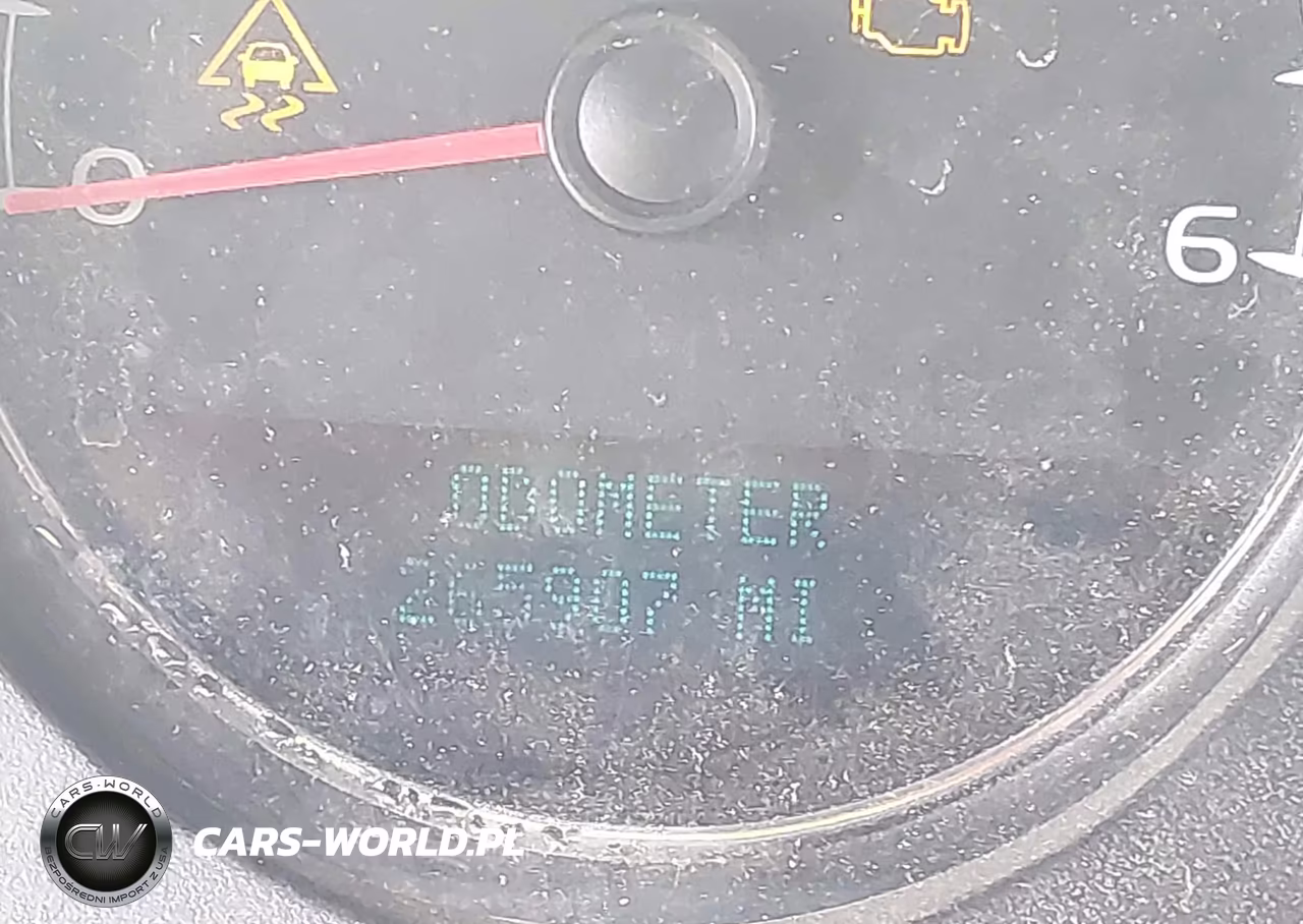 2007 Chevrolet Suburban Ls VIN:1GNFC16007J169039 - 15