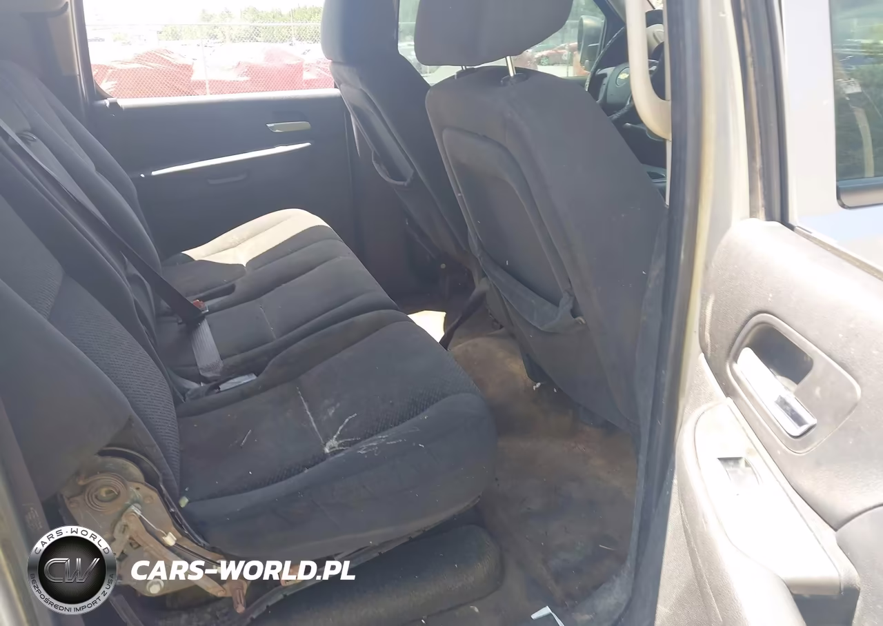 2007 Chevrolet Suburban Ls VIN:1GNFC16007J169039 - 8