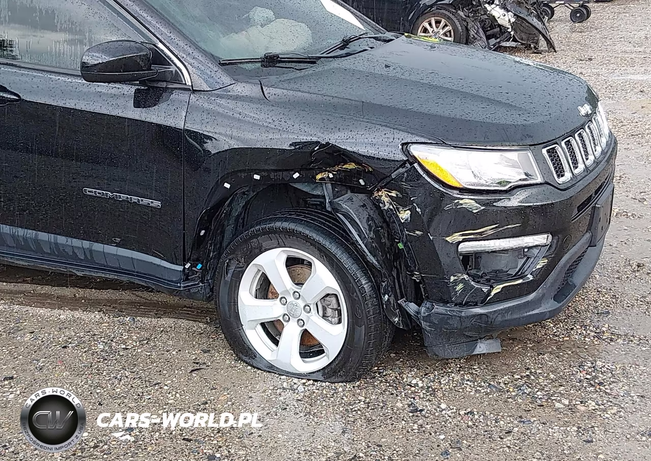 2020 Jeep Compass Latitude 4X4 VIN:3C4NJDBB6LT155233 - 6