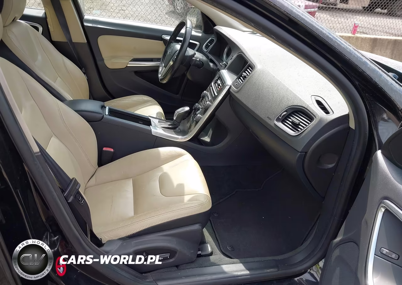 2013 Volvo S60 T5 VIN:YV1612FS7D2180609 - 5